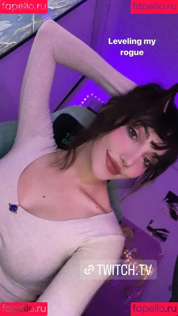 moonstreuxx Onlyfans Photo Gallery 