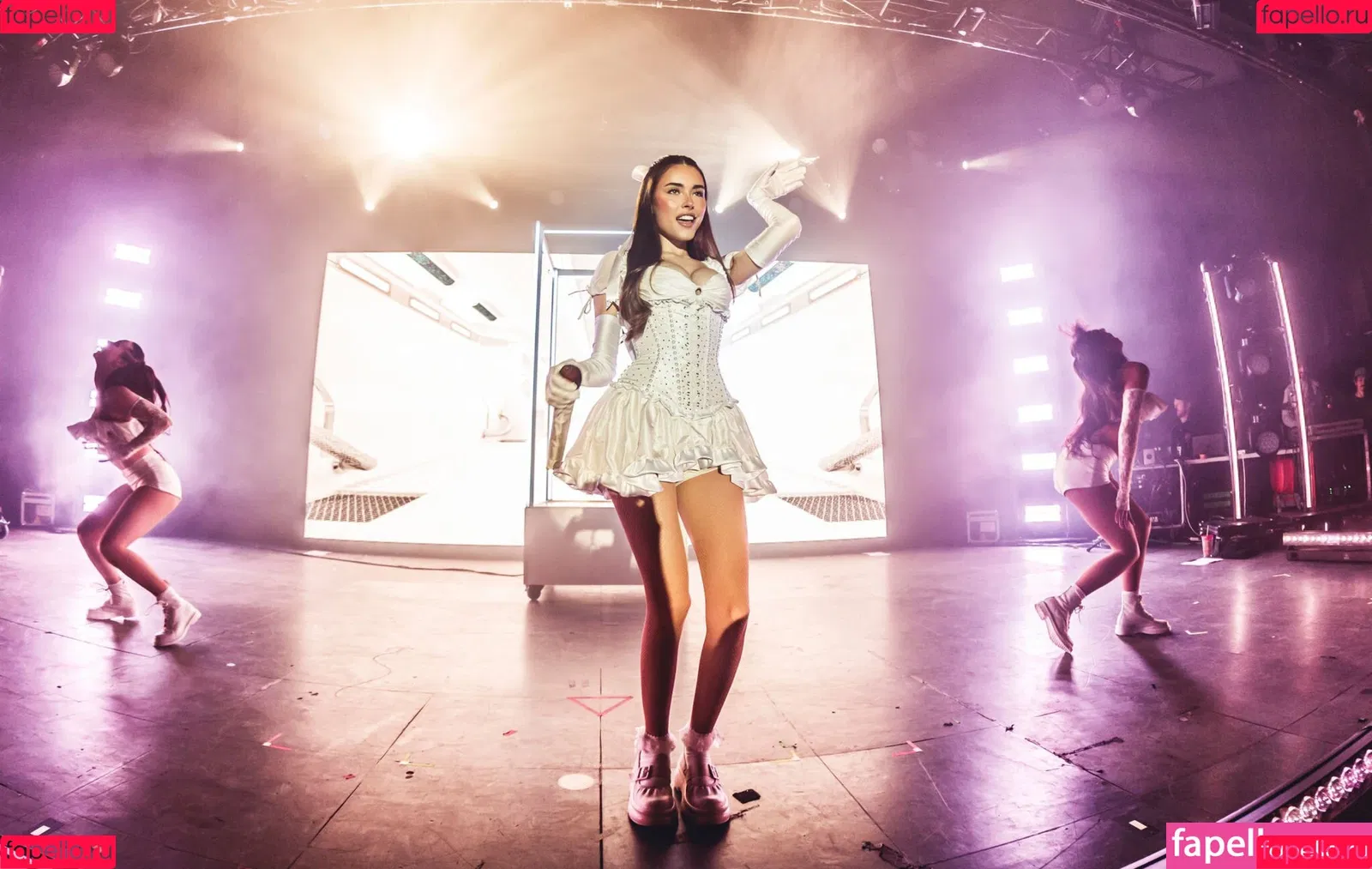 Madison Beer Onlyfans Photo Gallery 