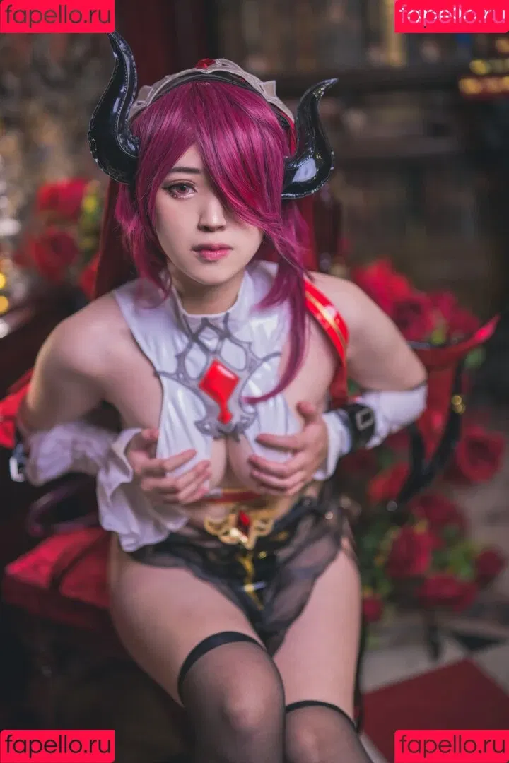 Hatori 紀奈奈 Onlyfans Photo Gallery 