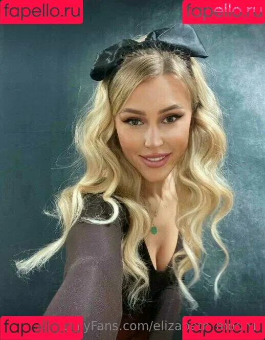 elizabeth_moon1 Onlyfans Photo Gallery 