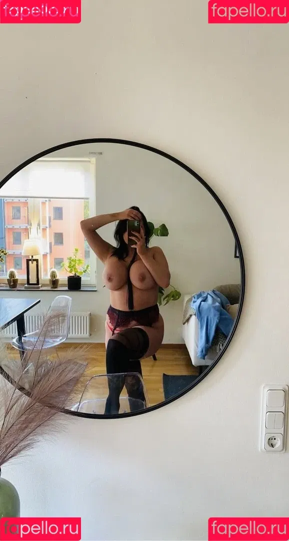 iidaiida Onlyfans Photo Gallery 