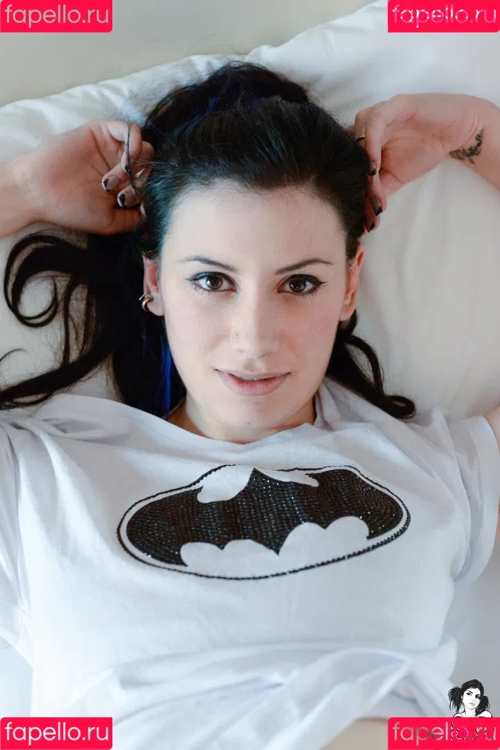 Ellie Alien ASMR Onlyfans Photo Gallery 