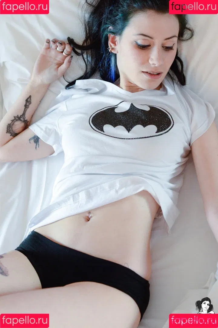 Ellie Alien ASMR Onlyfans Photo Gallery 
