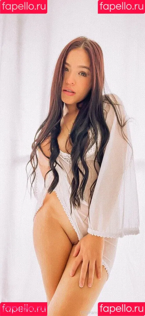 Susana Medina Onlyfans Photo Gallery 
