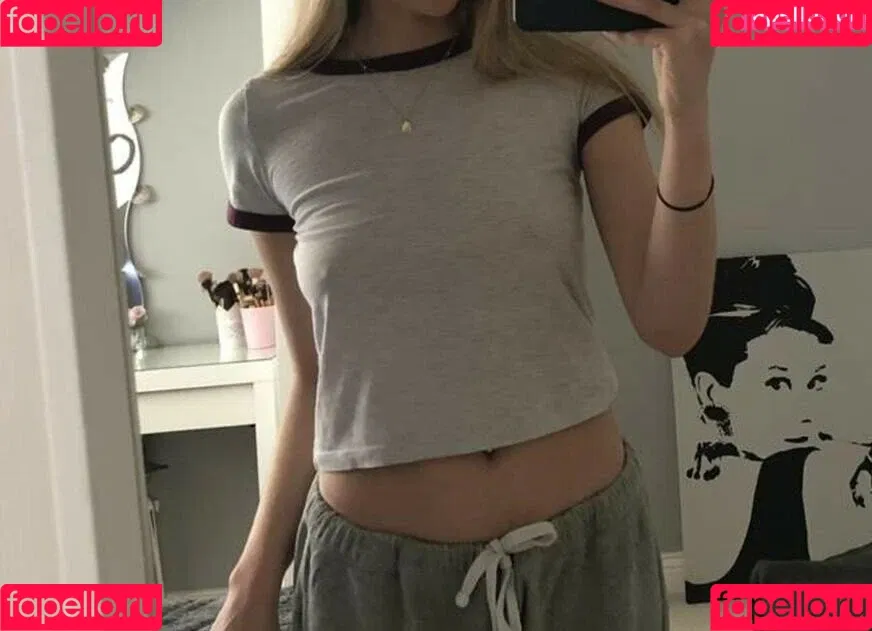 Depop Wins Onlyfans Photo Gallery 