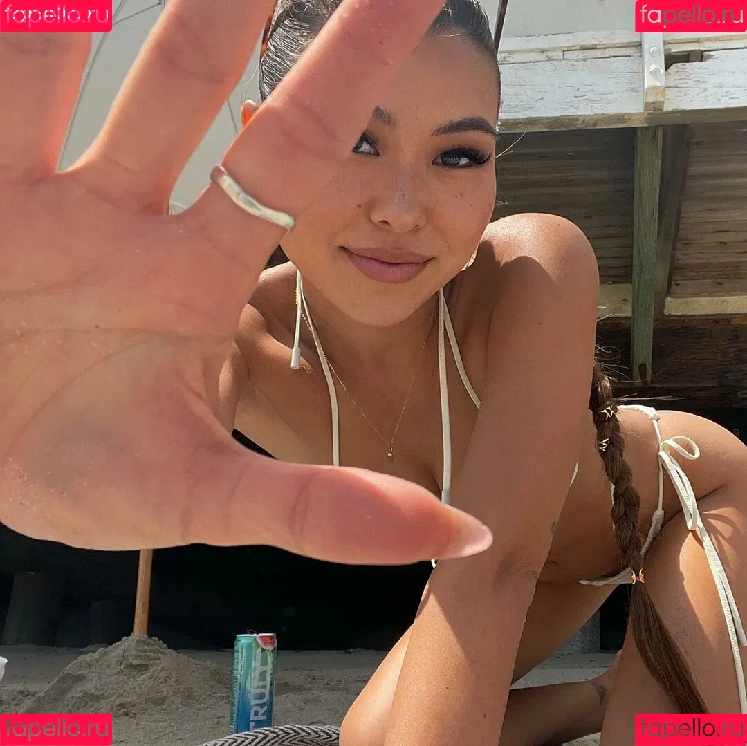 Depop Wins Onlyfans Photo Gallery 