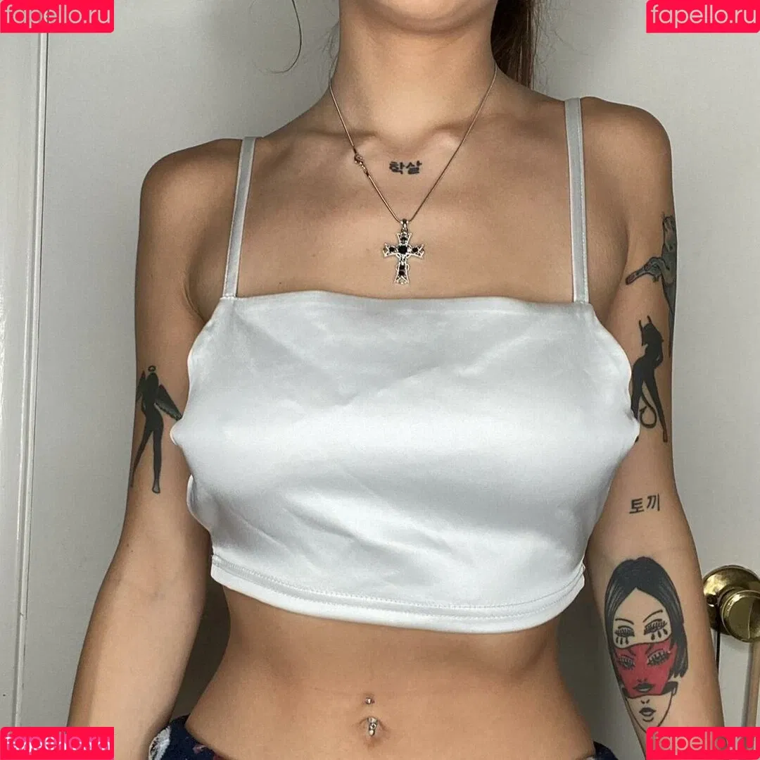 Depop Wins Onlyfans Photo Gallery 