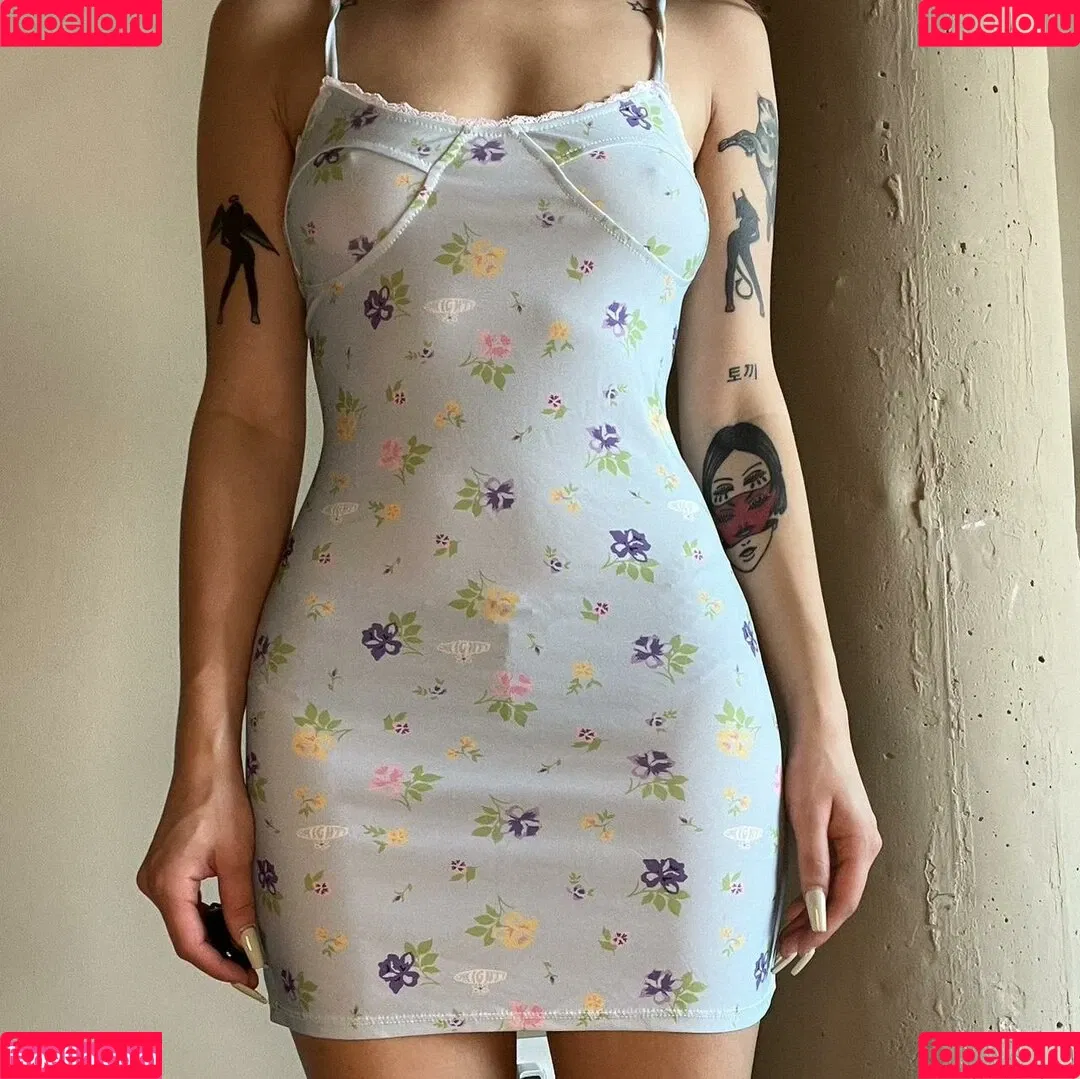 Depop Wins Onlyfans Photo Gallery 