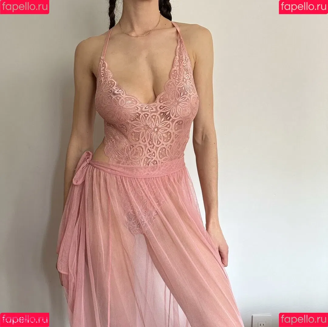Depop Wins Onlyfans Photo Gallery 