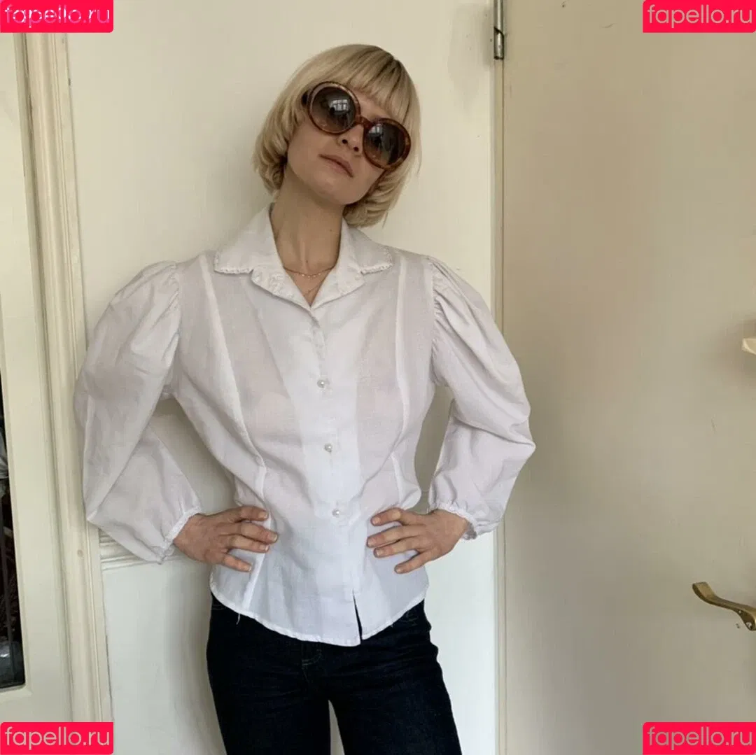 Depop Wins Onlyfans Photo Gallery 