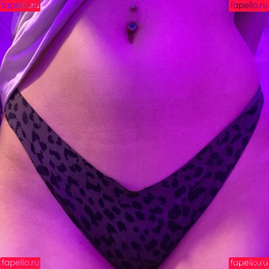 Depop Wins Onlyfans Photo Gallery 