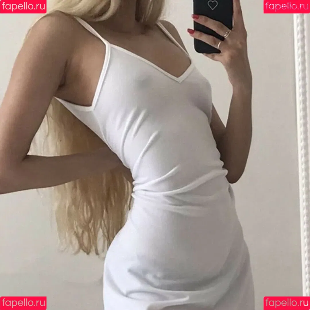 Depop Wins Onlyfans Photo Gallery 