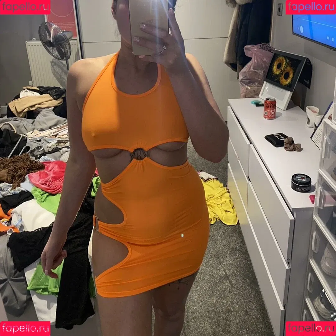 Depop Wins Onlyfans Photo Gallery 