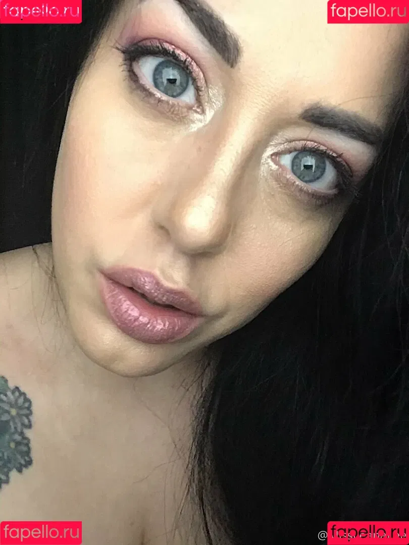 missleanalee Onlyfans Photo Gallery 
