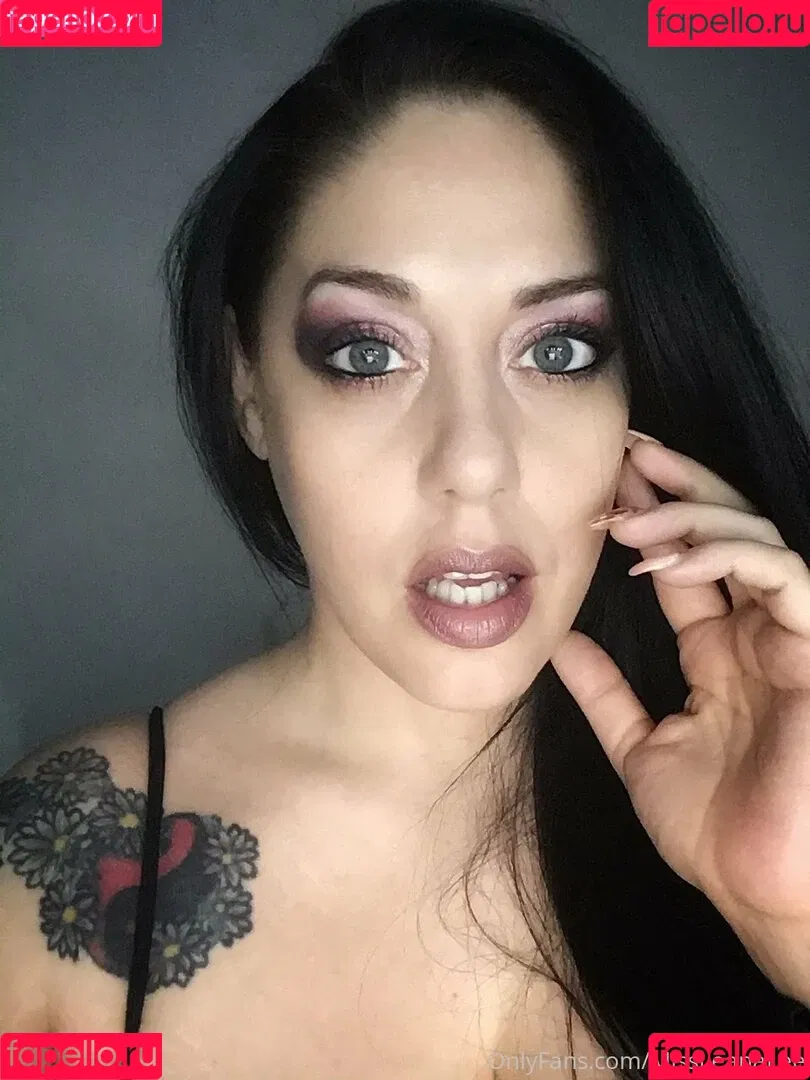 missleanalee Onlyfans Photo Gallery 