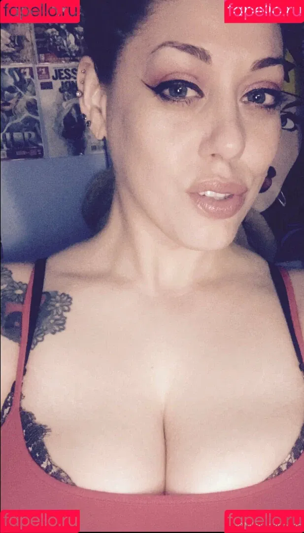 missleanalee Onlyfans Photo Gallery 