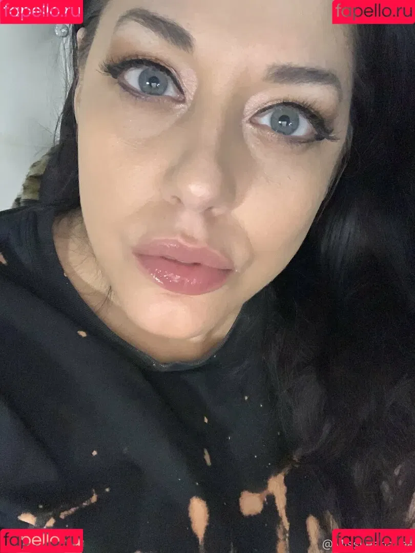 missleanalee Onlyfans Photo Gallery 