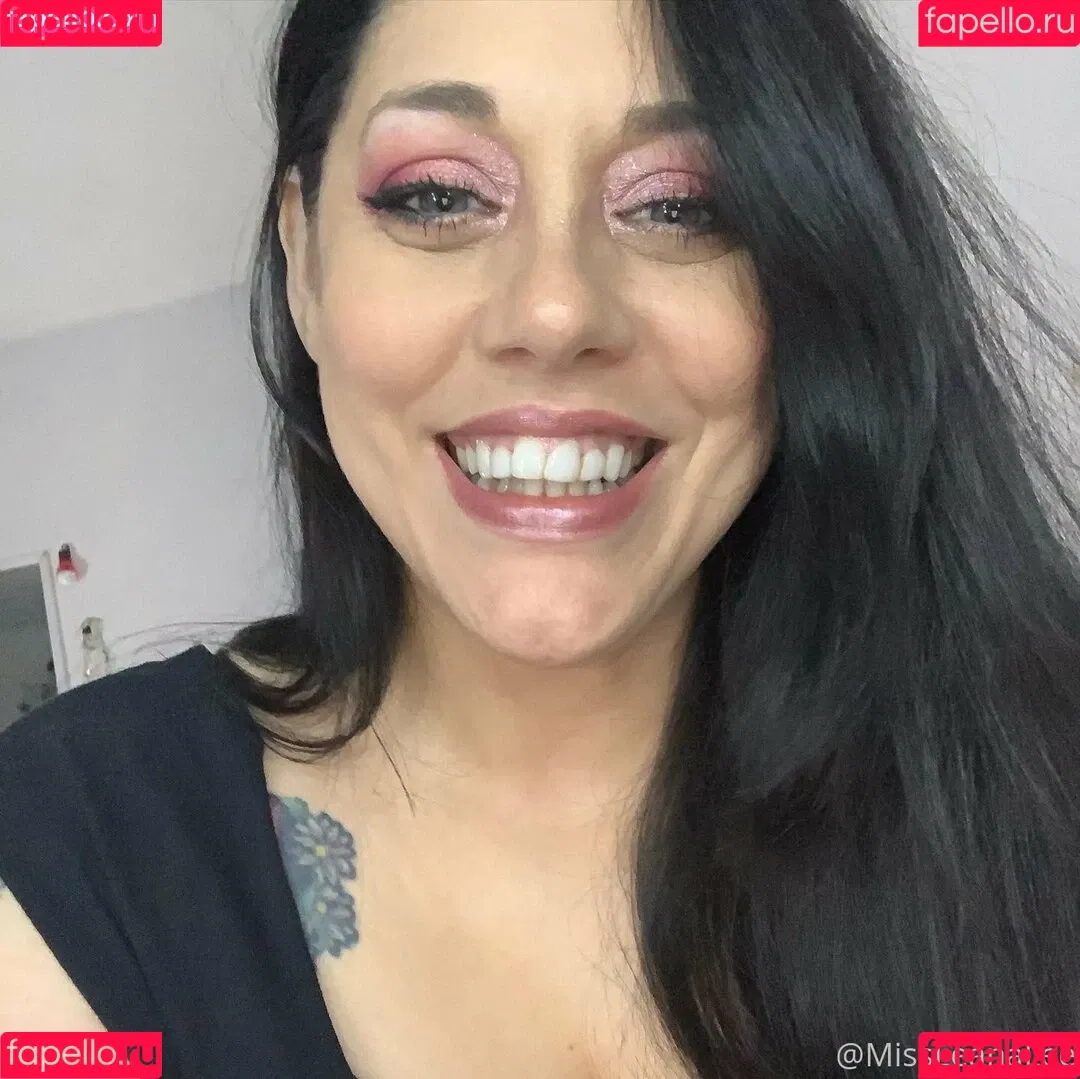 missleanalee Onlyfans Photo Gallery 