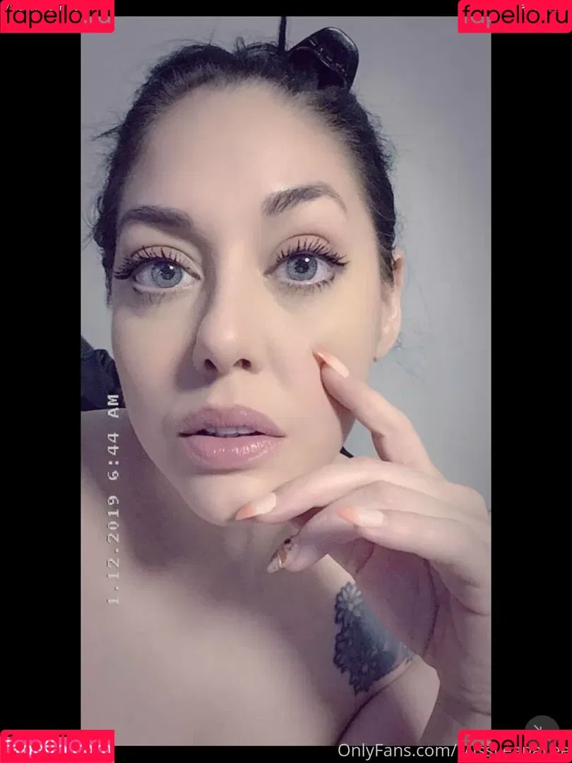 missleanalee Onlyfans Photo Gallery 