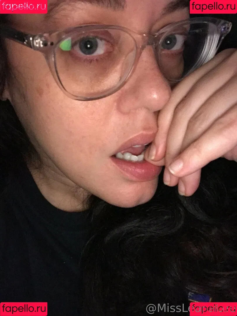 missleanalee Onlyfans Photo Gallery 