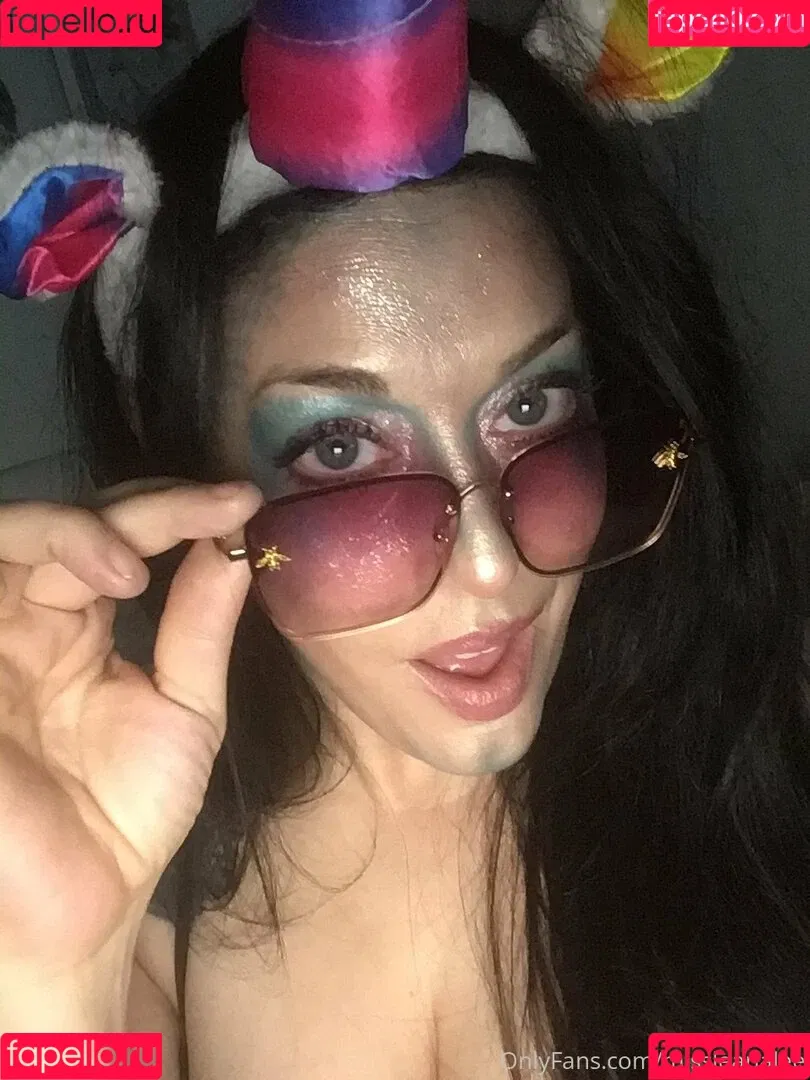 missleanalee Onlyfans Photo Gallery 
