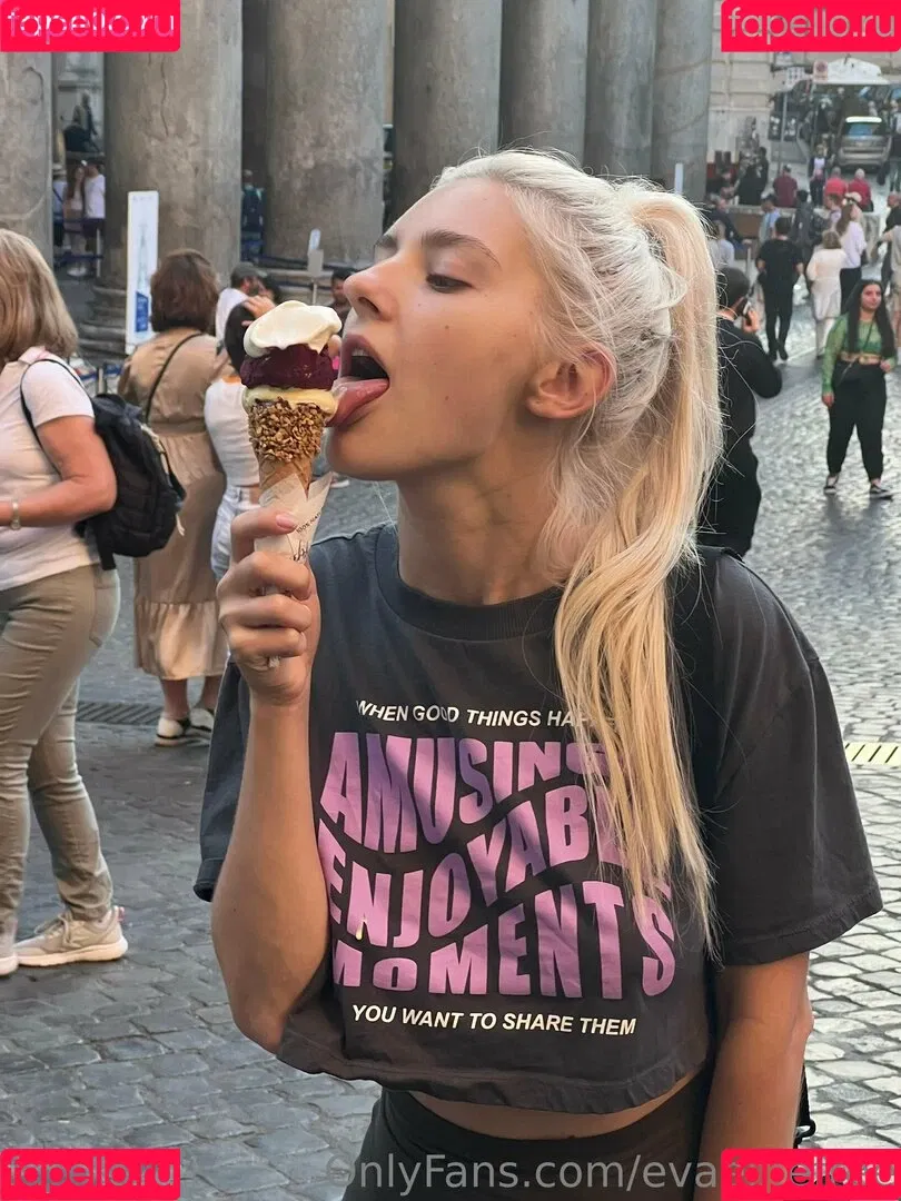 evaelfiefree Onlyfans Photo Gallery 