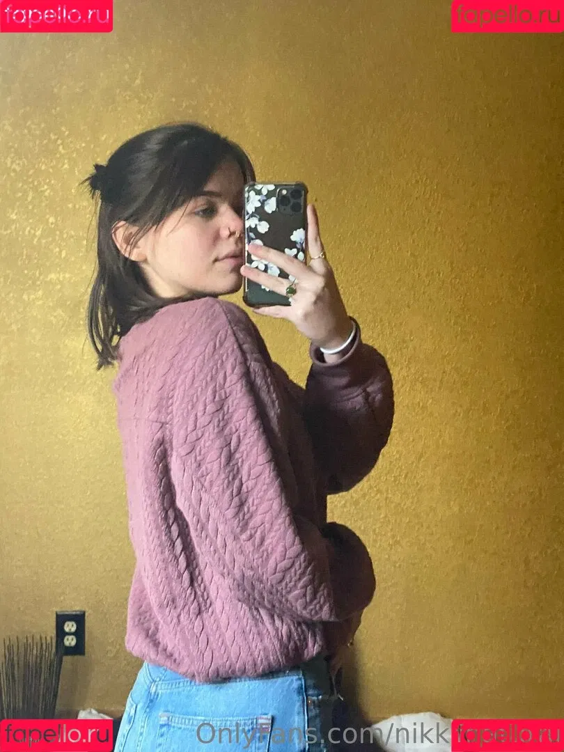 nikkiinatural Onlyfans Photo Gallery 