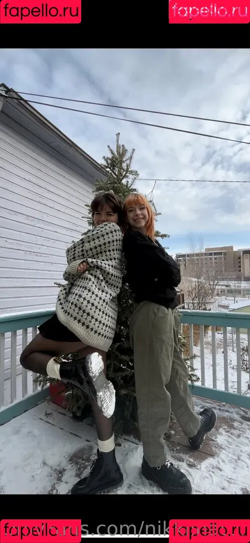 nikkiinatural Onlyfans Photo Gallery 