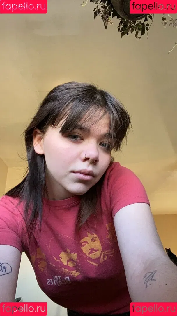 nikkiinatural Onlyfans Photo Gallery 