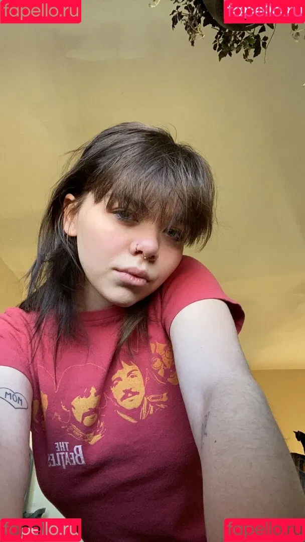 nikkiinatural Onlyfans Photo Gallery 