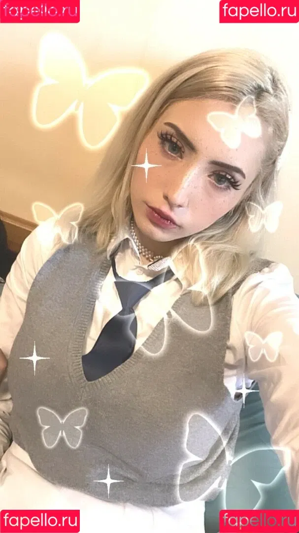 Athena Cosplay Onlyfans Photo Gallery 