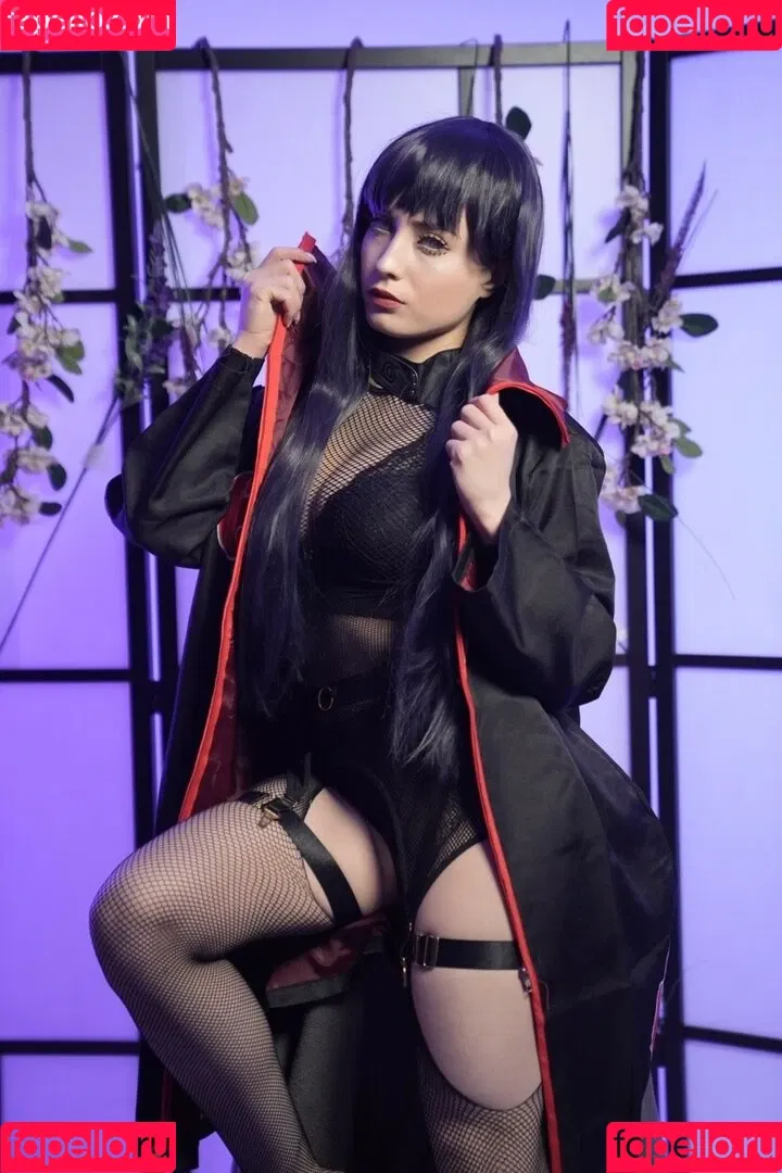 Athena Cosplay Onlyfans Photo Gallery 