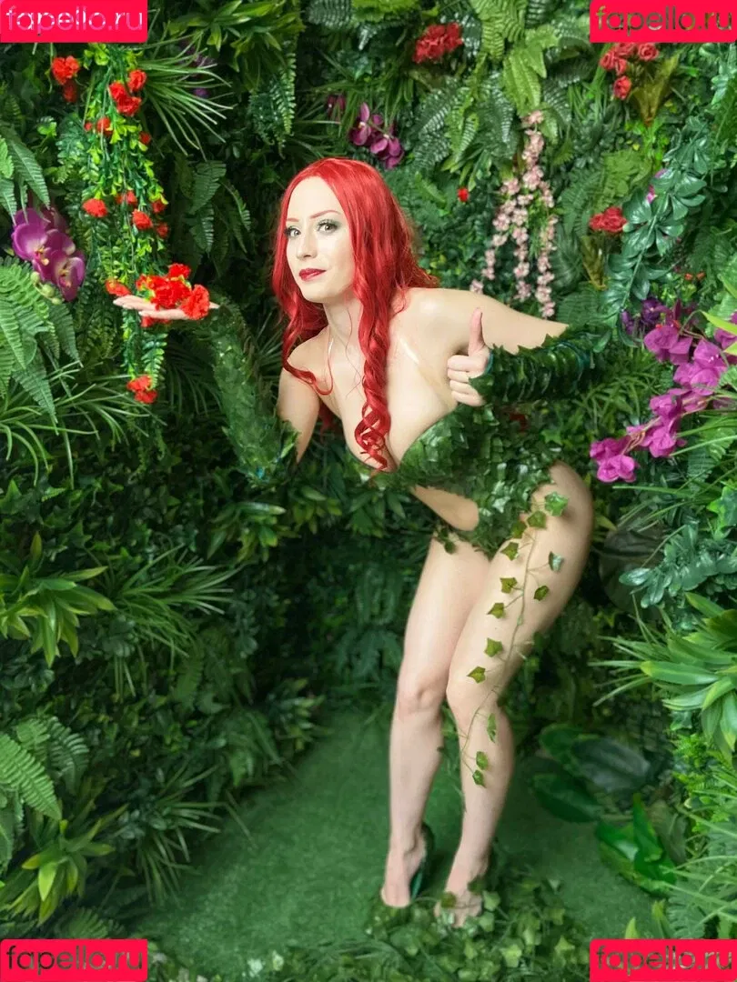 Athena Cosplay Onlyfans Photo Gallery 