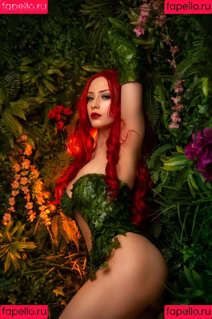 Athena Cosplay Onlyfans Photo Gallery 