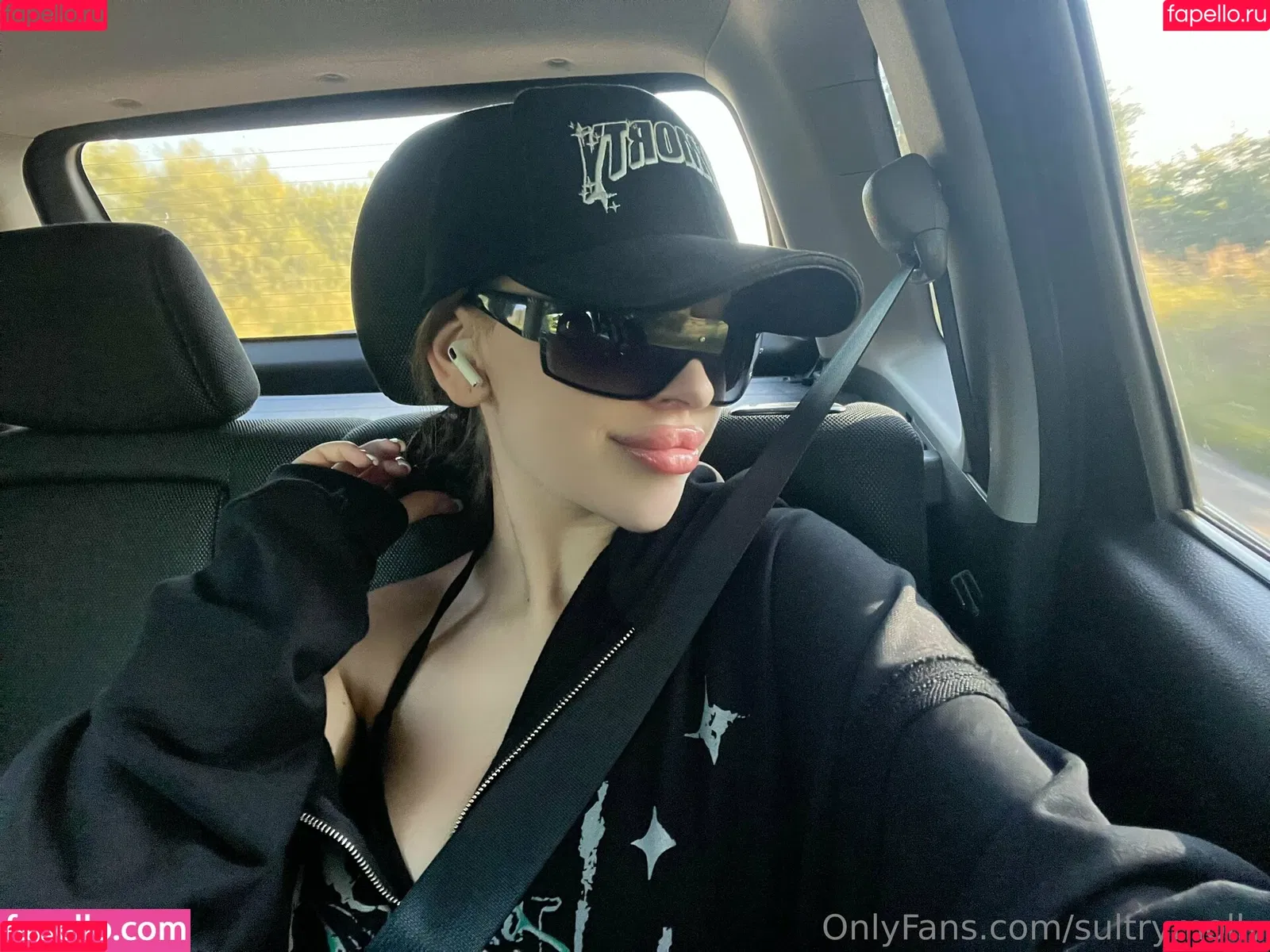 sultrymolly Onlyfans Photo Gallery 