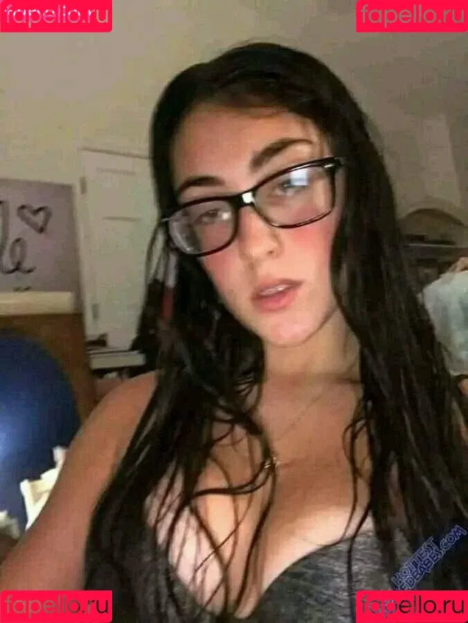Daughter_Mother Onlyfans Photo Gallery 