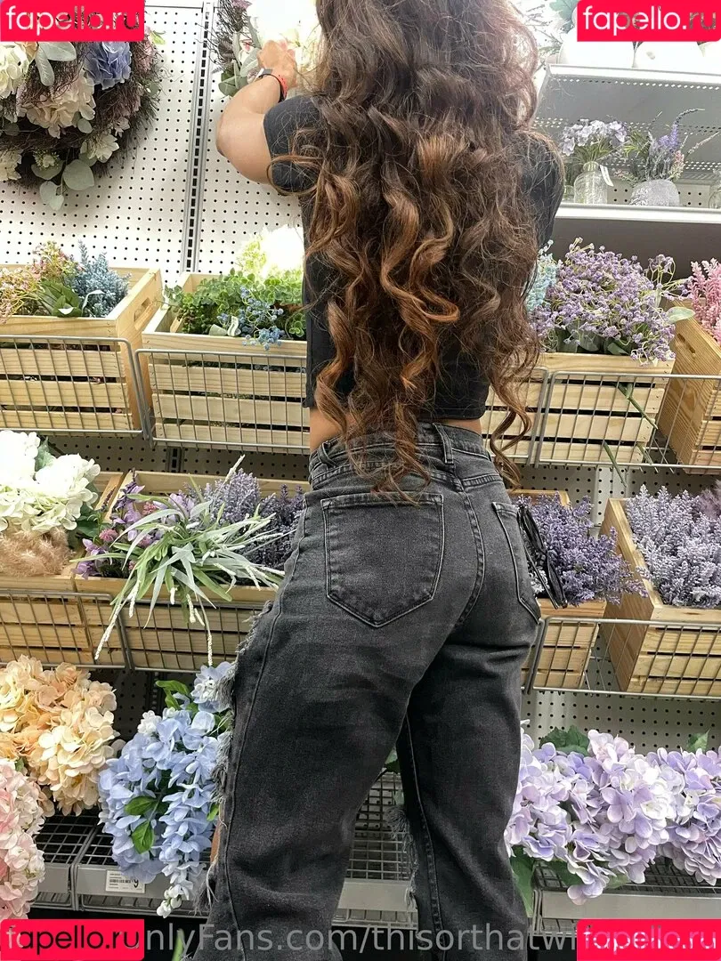 thisorthatwithsunny Onlyfans Photo Gallery 
