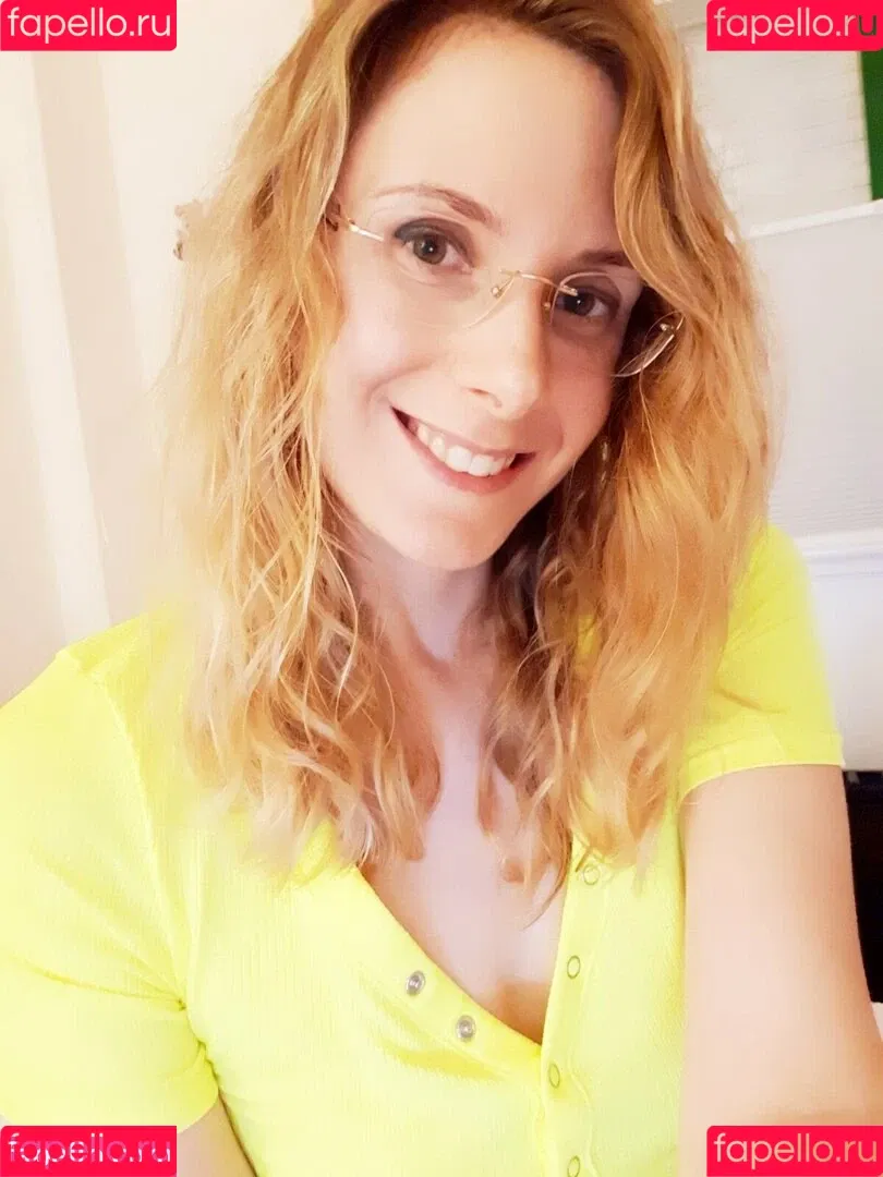ellyedelweiss Onlyfans Photo Gallery 