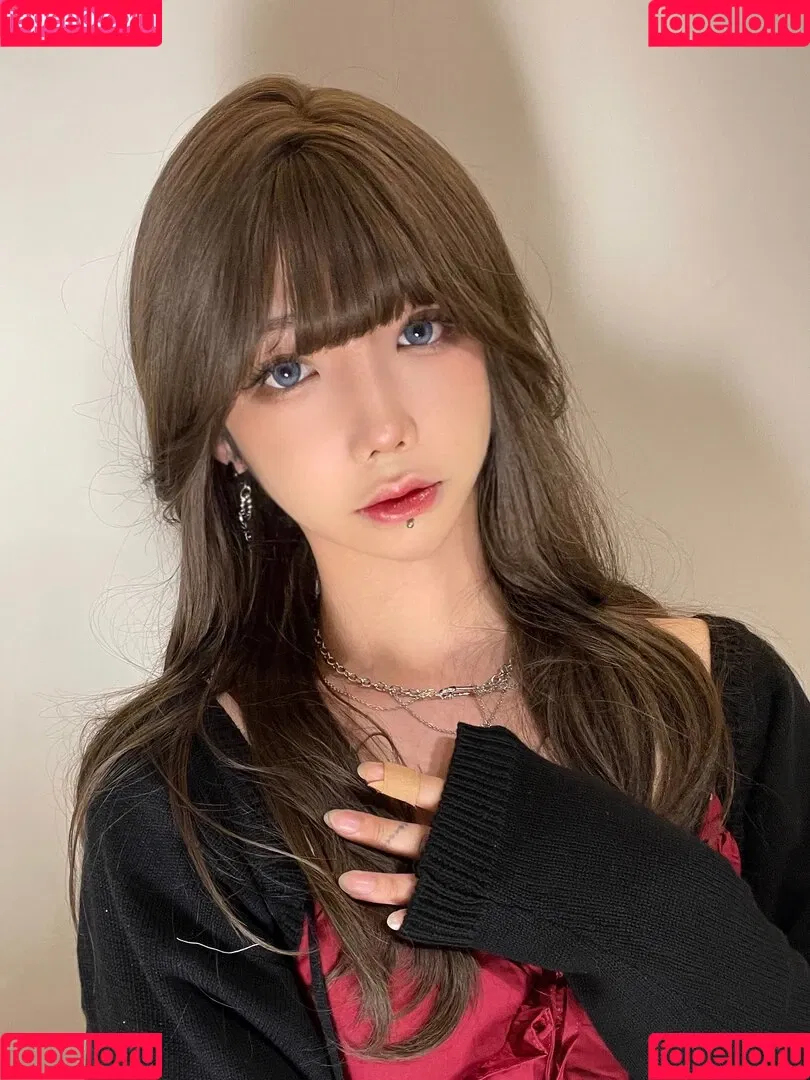 shiliuyelei Onlyfans Photo Gallery 
