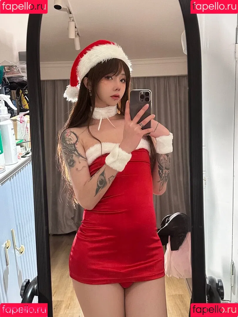 shiliuyelei Onlyfans Photo Gallery 