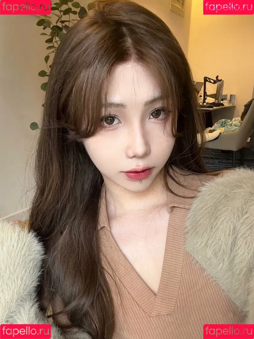 shiliuyelei Onlyfans Photo Gallery 