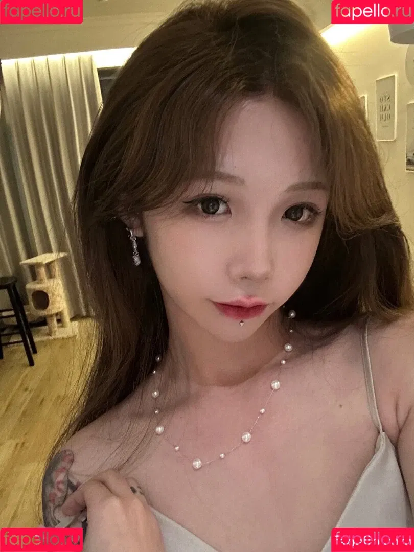shiliuyelei Onlyfans Photo Gallery 