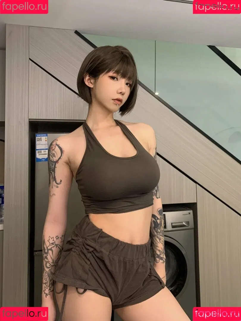 shiliuyelei Onlyfans Photo Gallery 