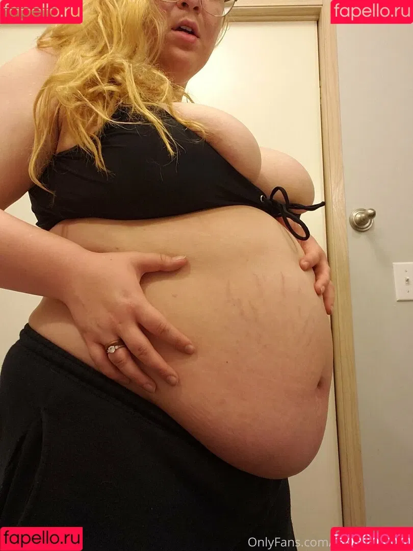 feedistdani Onlyfans Photo Gallery 