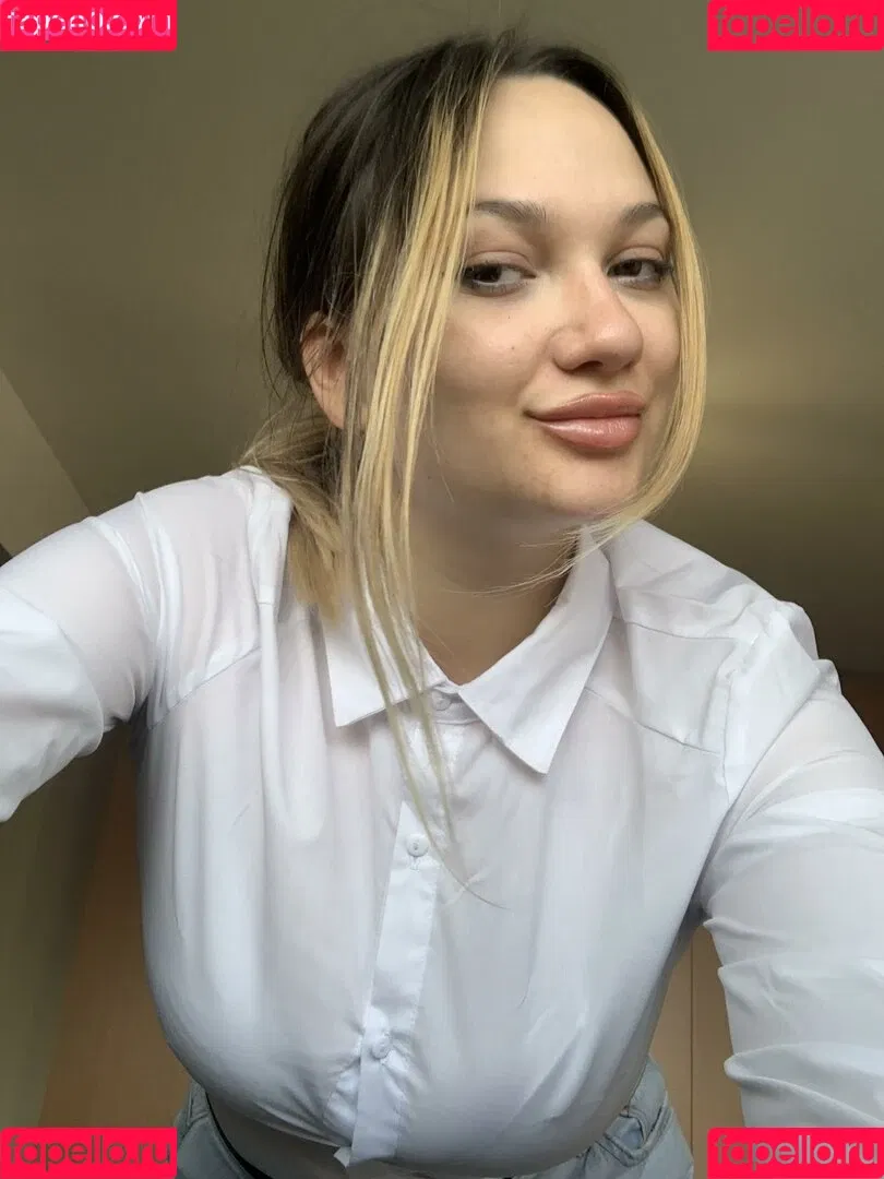 XxkityxX Onlyfans Photo Gallery 