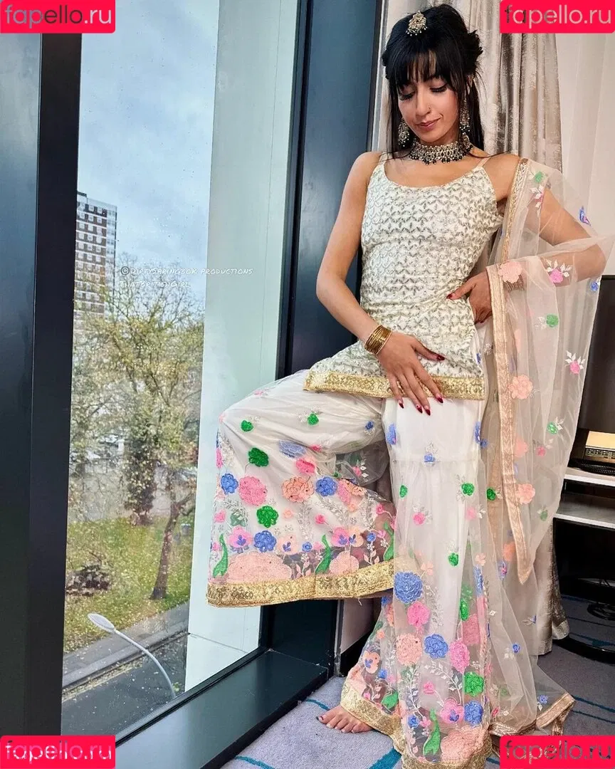 Aaliyah Yasin Onlyfans Photo Gallery 