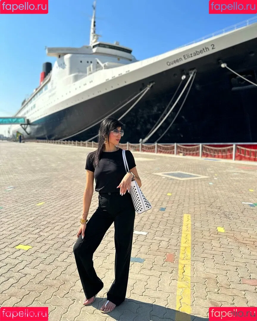 Aaliyah Yasin Onlyfans Photo Gallery 