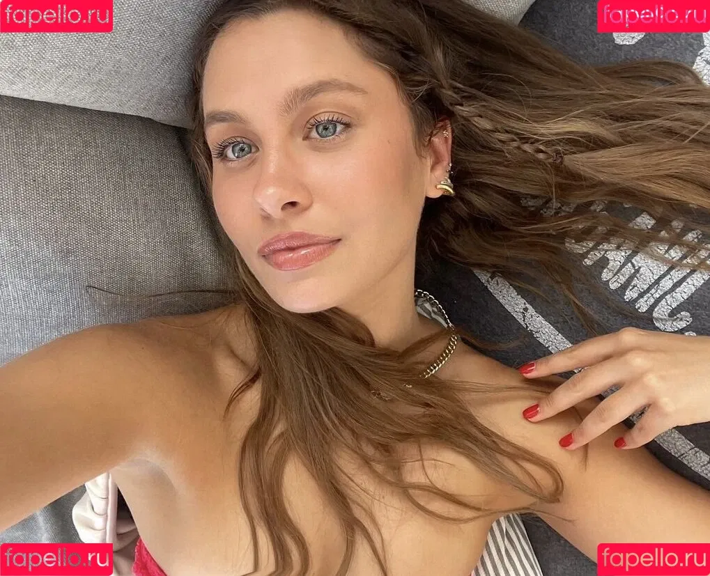 Natasha Bure Onlyfans Photo Gallery 