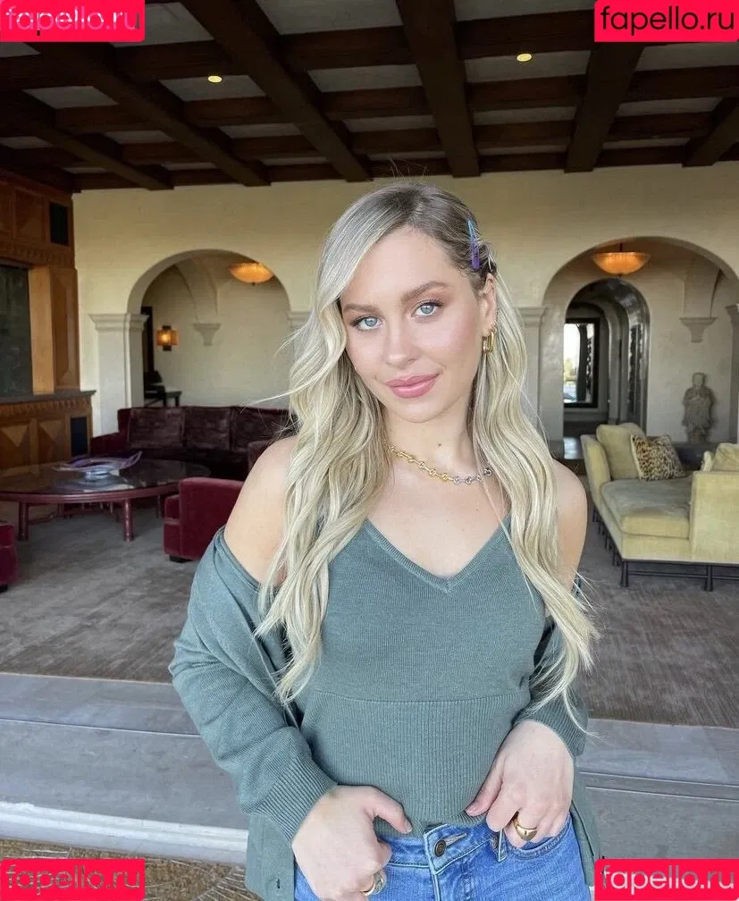 Natasha Bure Onlyfans Photo Gallery 