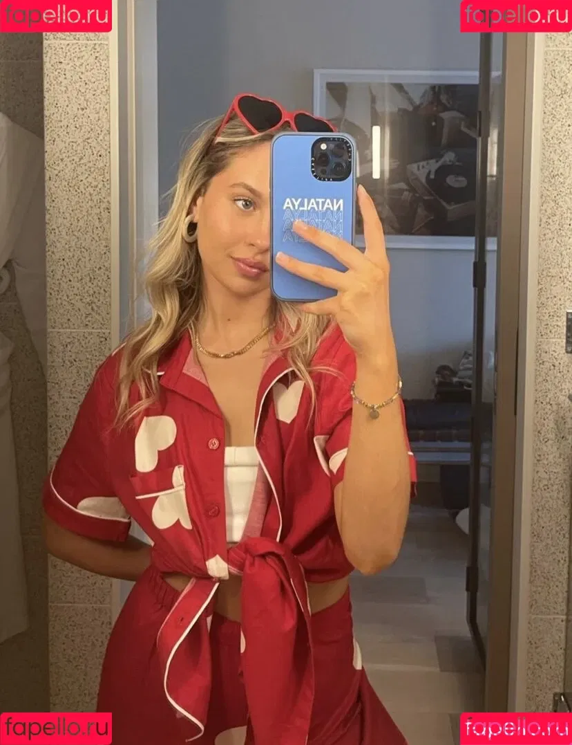 Natasha Bure Onlyfans Photo Gallery 